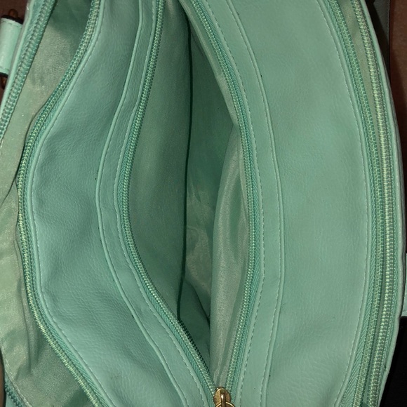 Handbag - Picture 4 of 5